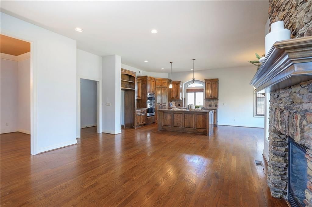 14666 S Bond Street — photo 22