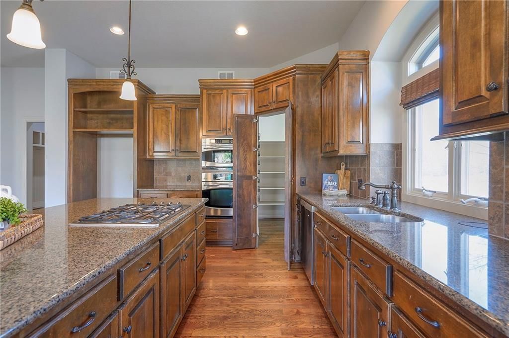 14666 S Bond Street — photo 33