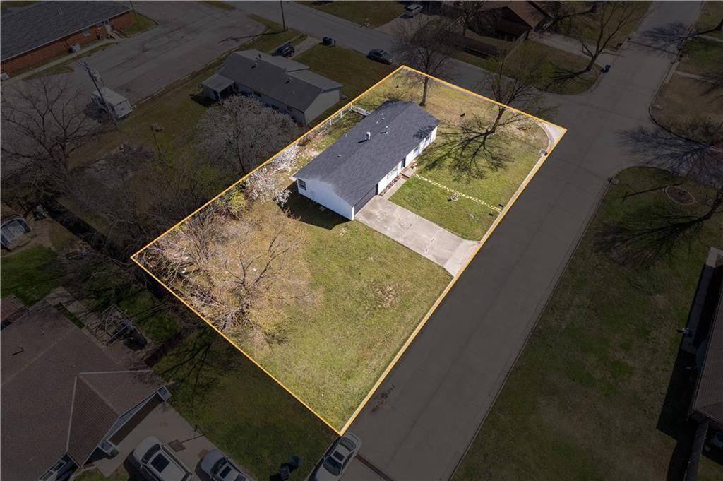 401 N Edgewood Drive — photo 6