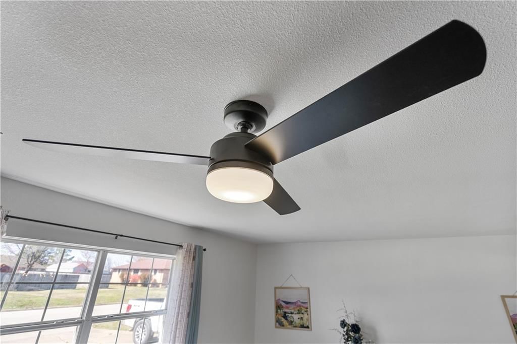 401 N Edgewood Drive — photo 14