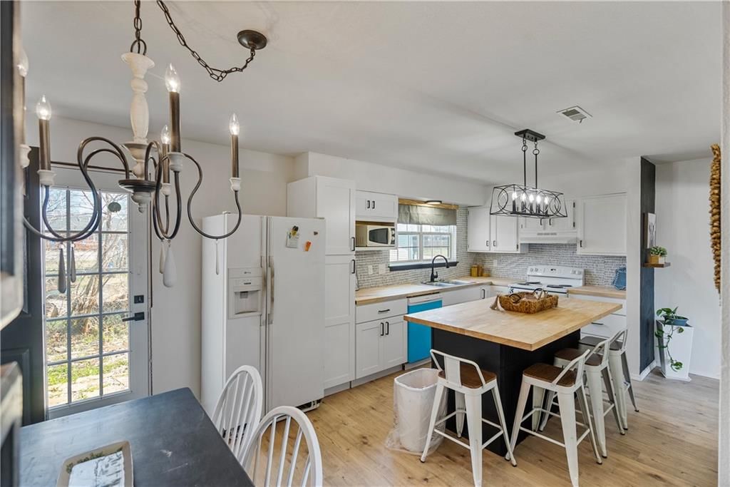 401 N Edgewood Drive — photo 17