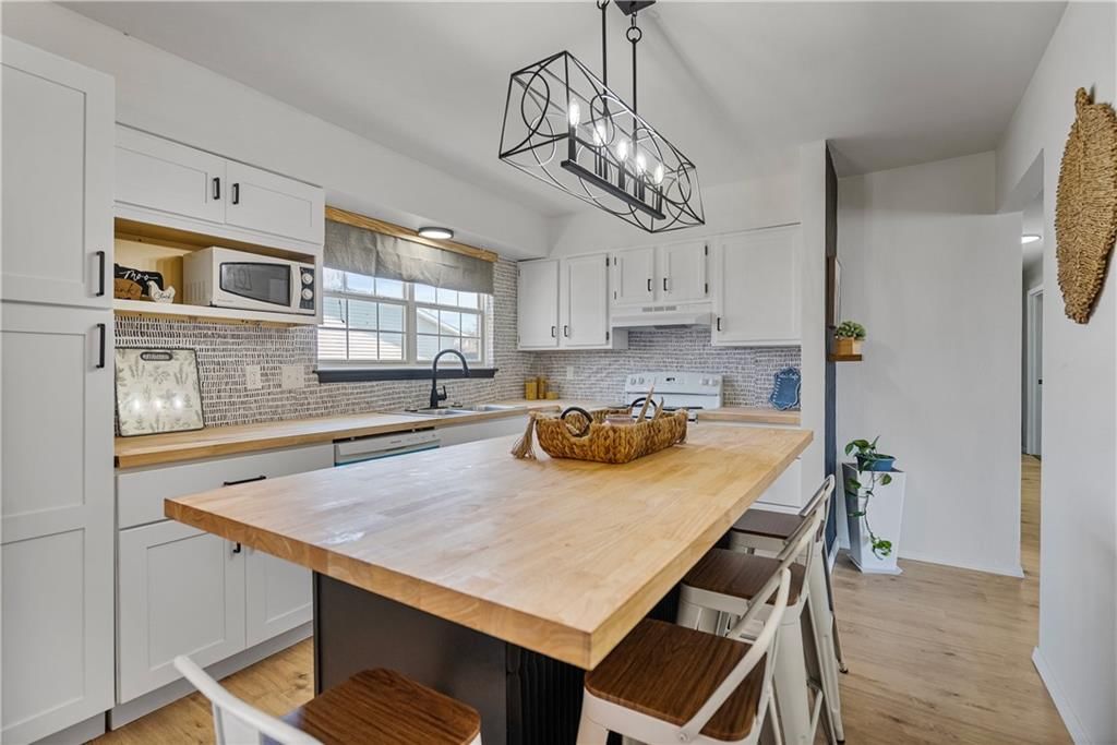 401 N Edgewood Drive — photo 20
