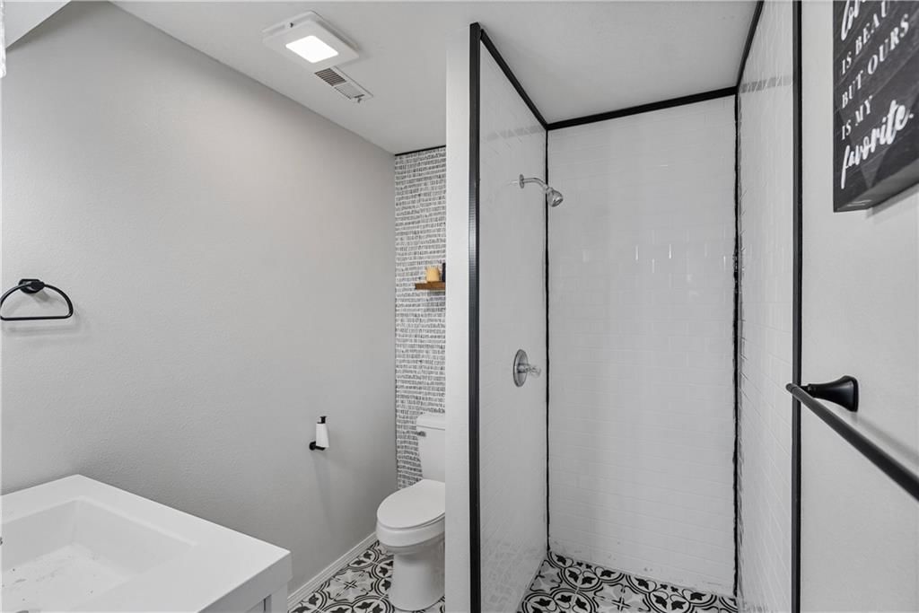 401 N Edgewood Drive — photo 44