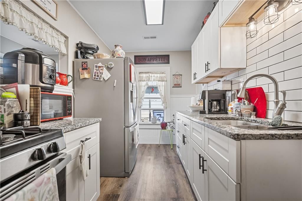 1010 W 3rd Street — photo 19
