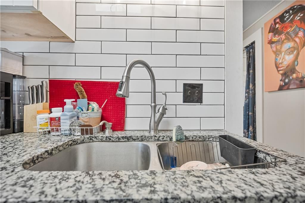 1010 W 3rd Street — photo 21