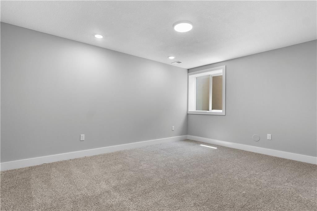 17162 S Laurelwood Street — photo 19