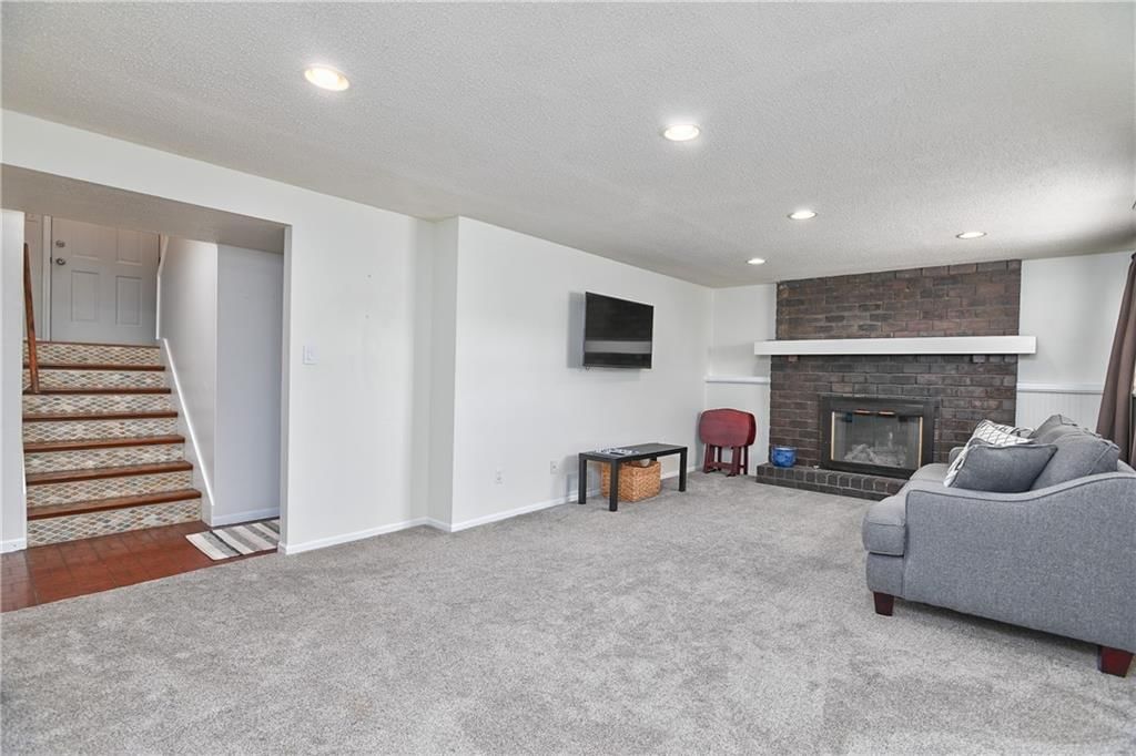 509 W South Street — photo 25