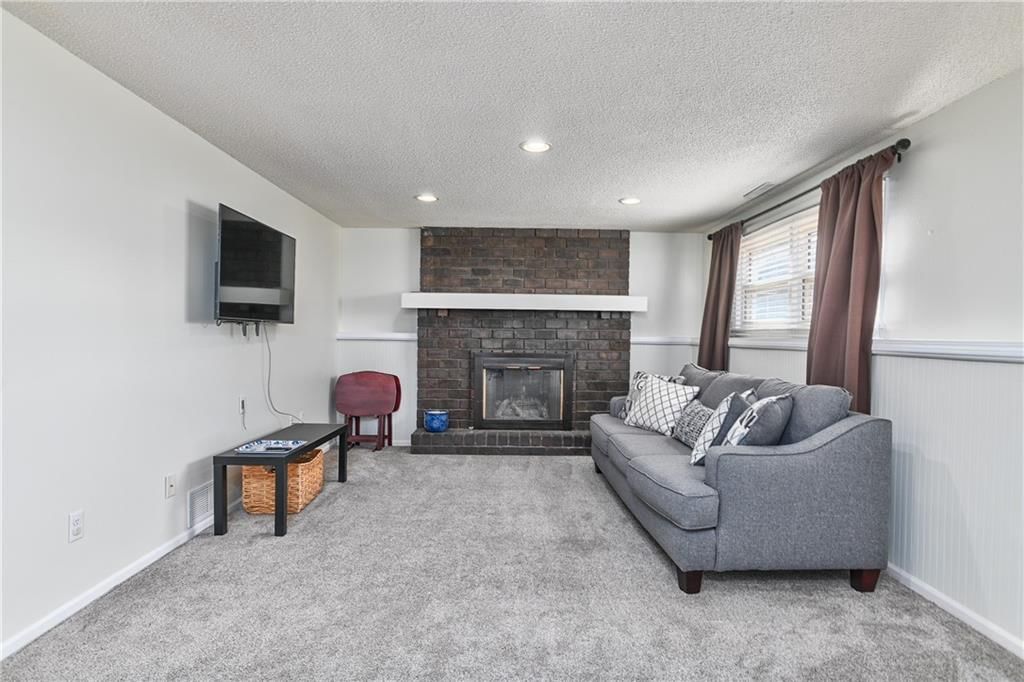 509 W South Street — photo 34