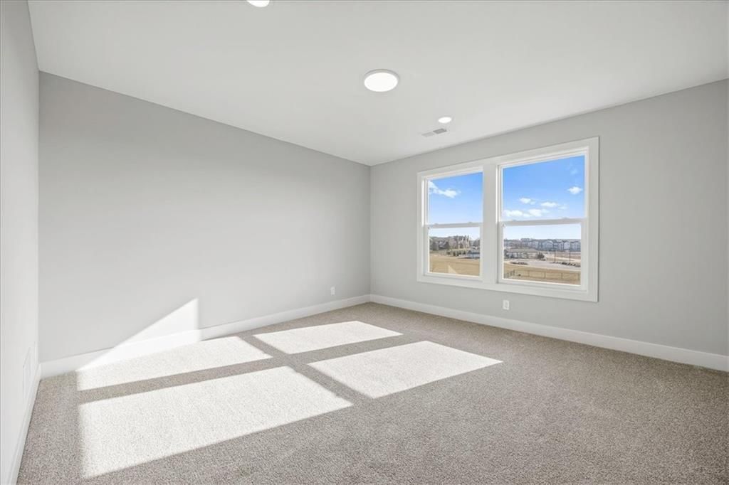 17183 S Laurelwood Street — photo 33