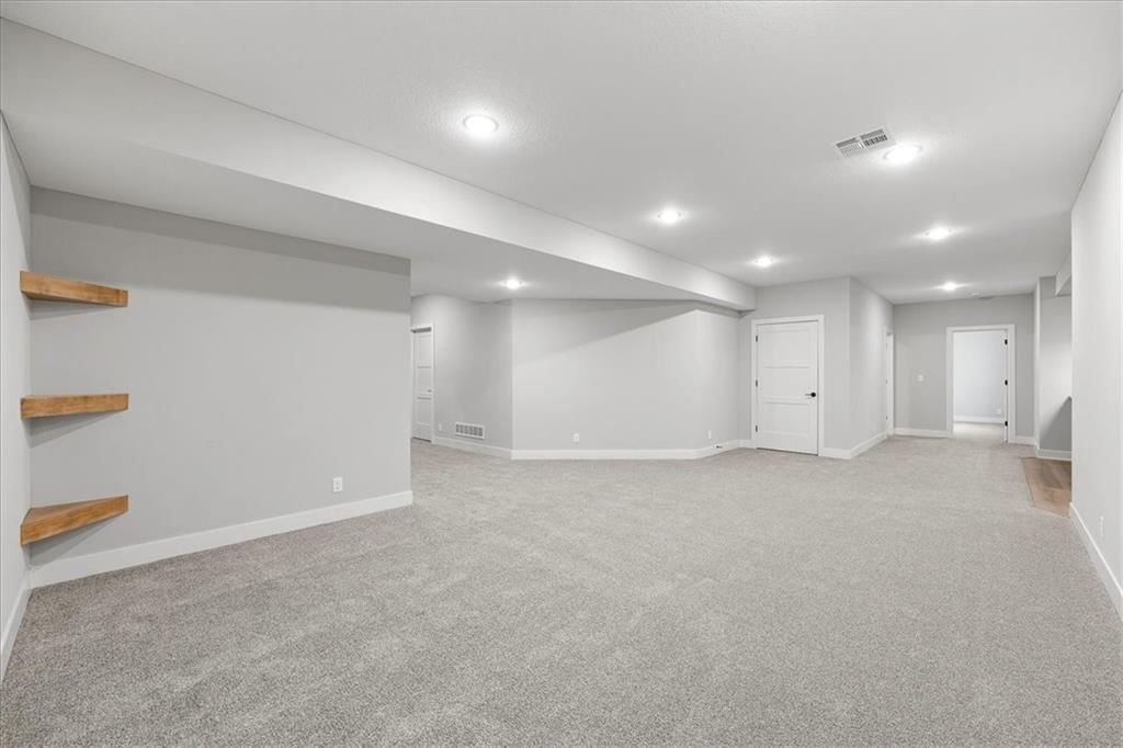 17183 S Laurelwood Street — photo 40