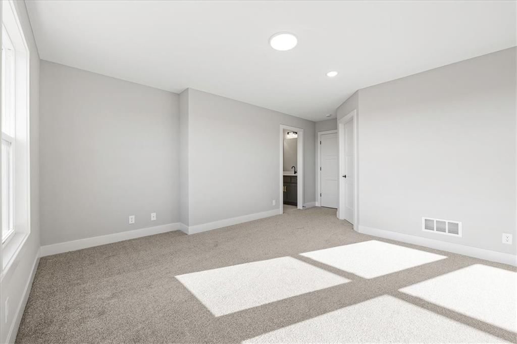 17183 S Laurelwood Street — photo 47