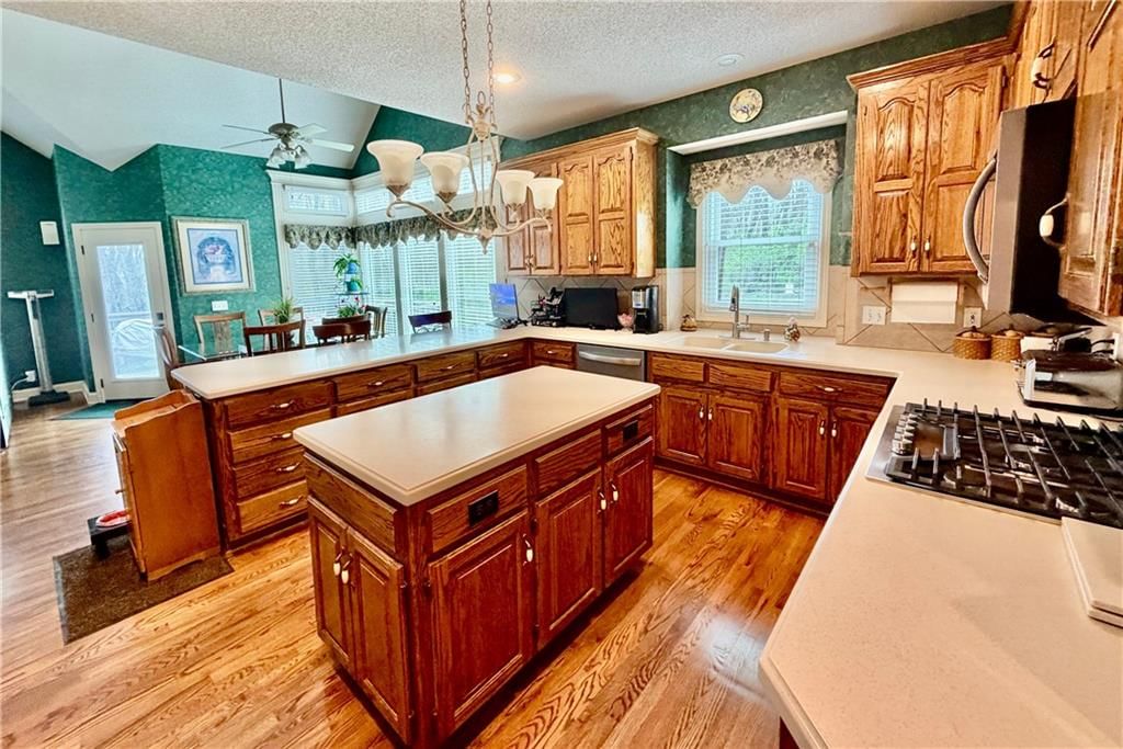 14921 Black Oak Drive — photo 5