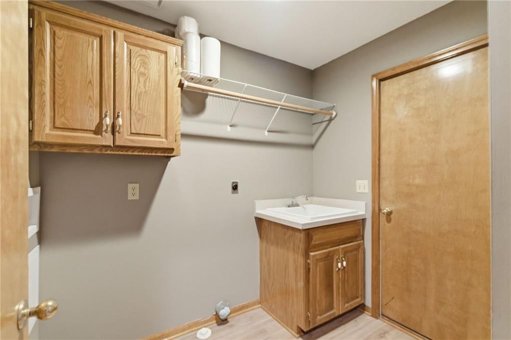 8960 Craig Drive — photo 23