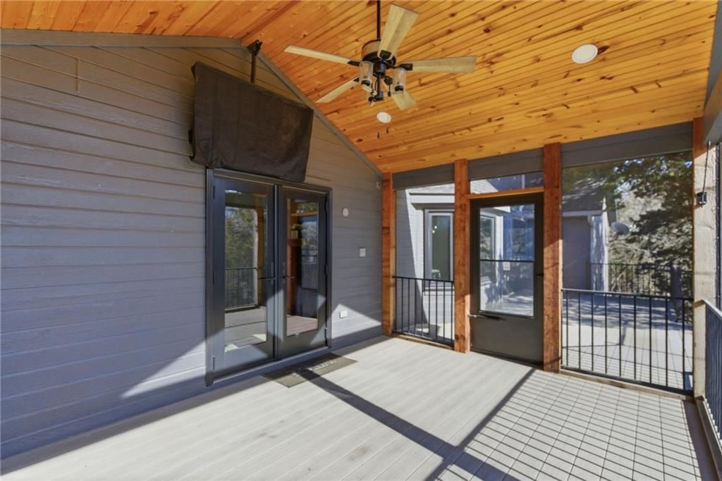 8960 Craig Drive — photo 43