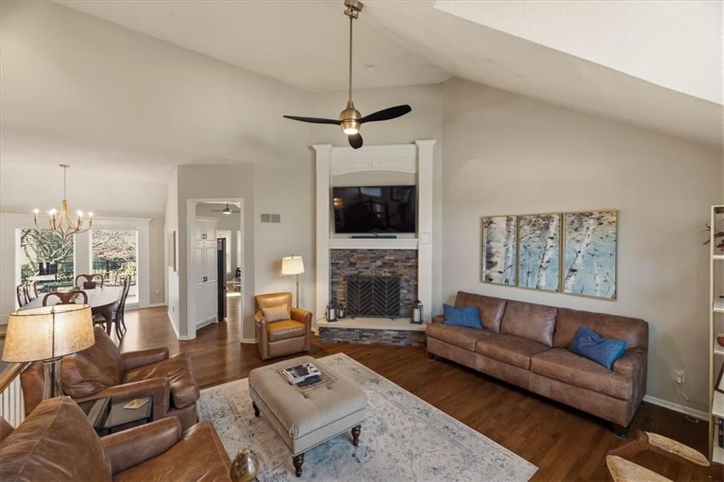Photo 15 of 77 - 13653 W 129th Street, Olathe, KS 66062