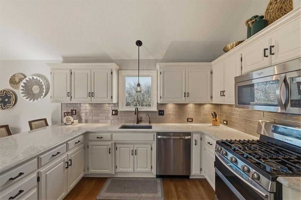 Photo 31 of 77 - 13653 W 129th Street, Olathe, KS 66062