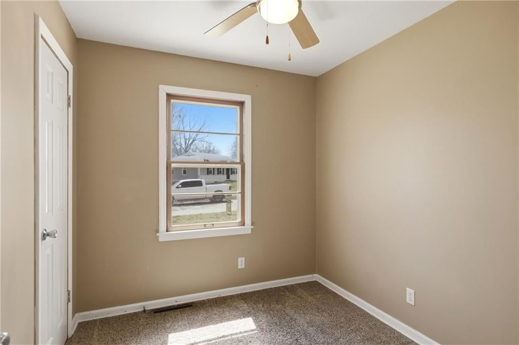 5106 NE 44th Street — photo 9