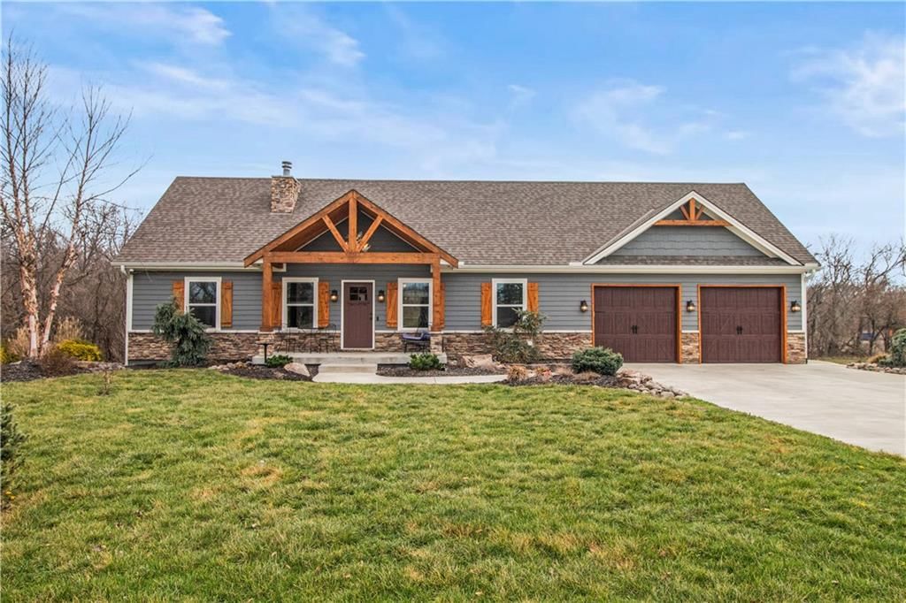 2107 S Outer Belt Road, Oak Grove, MO