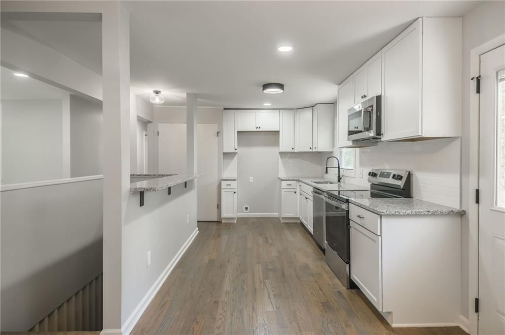 619 E 109th Street — photo 11
