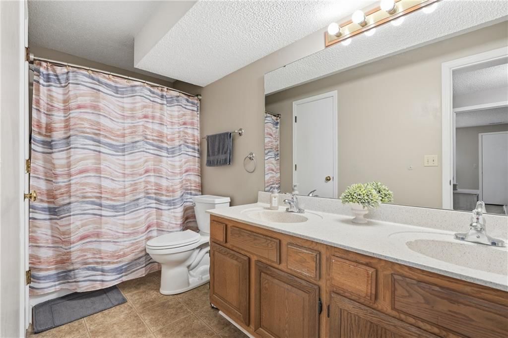 7001 N Askew Avenue — photo 11