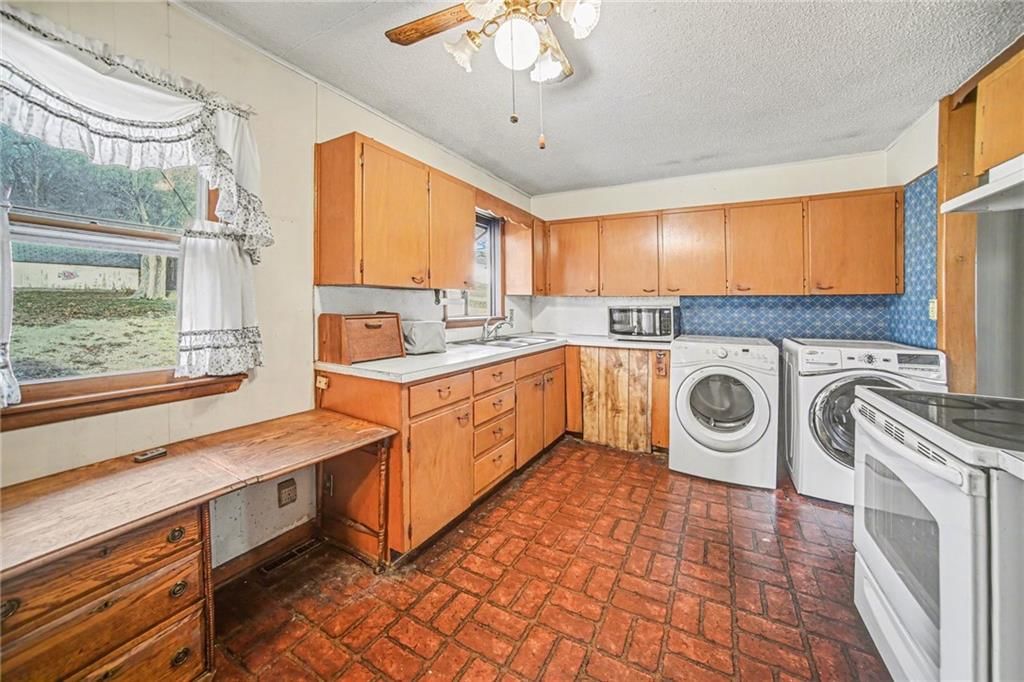 17527 Bellevue Drive — photo 9