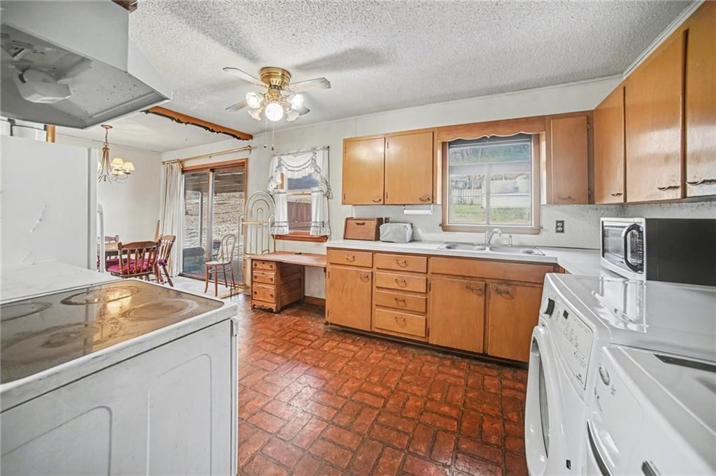 17527 Bellevue Drive — photo 10