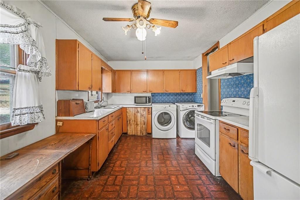 17527 Bellevue Drive — photo 11