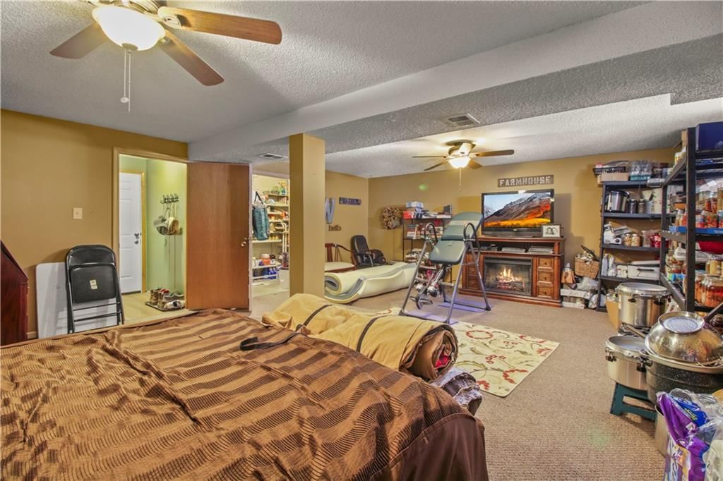 3308 E 303rd Street — photo 22