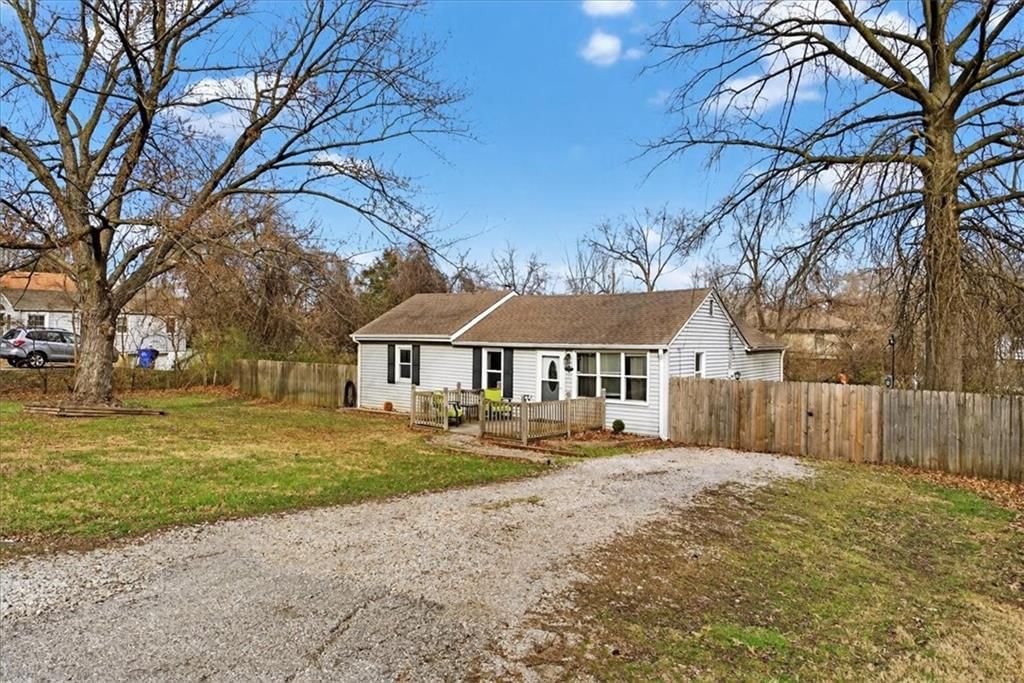 5417 Laurel Avenue — photo 6