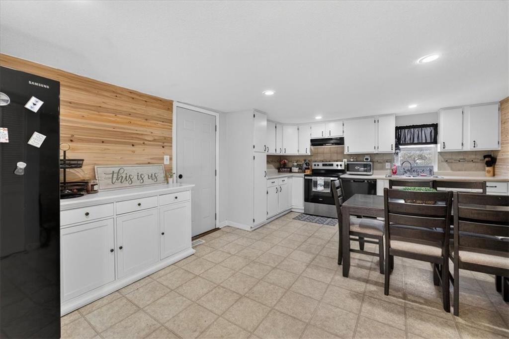 5417 Laurel Avenue — photo 17