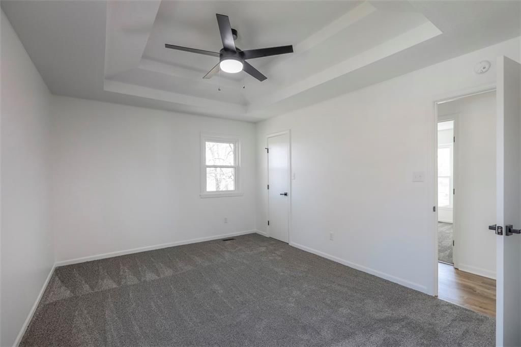 412 NE Crescent Street NE — photo 19