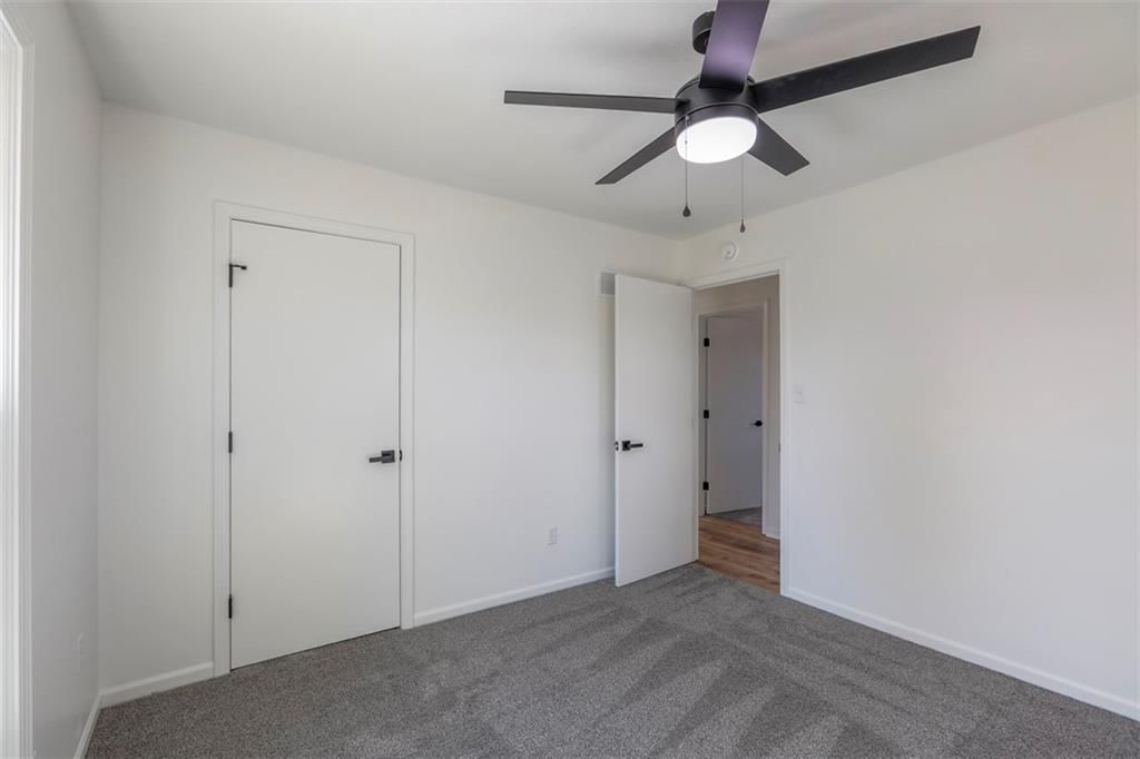 412 NE Crescent Street NE — photo 26