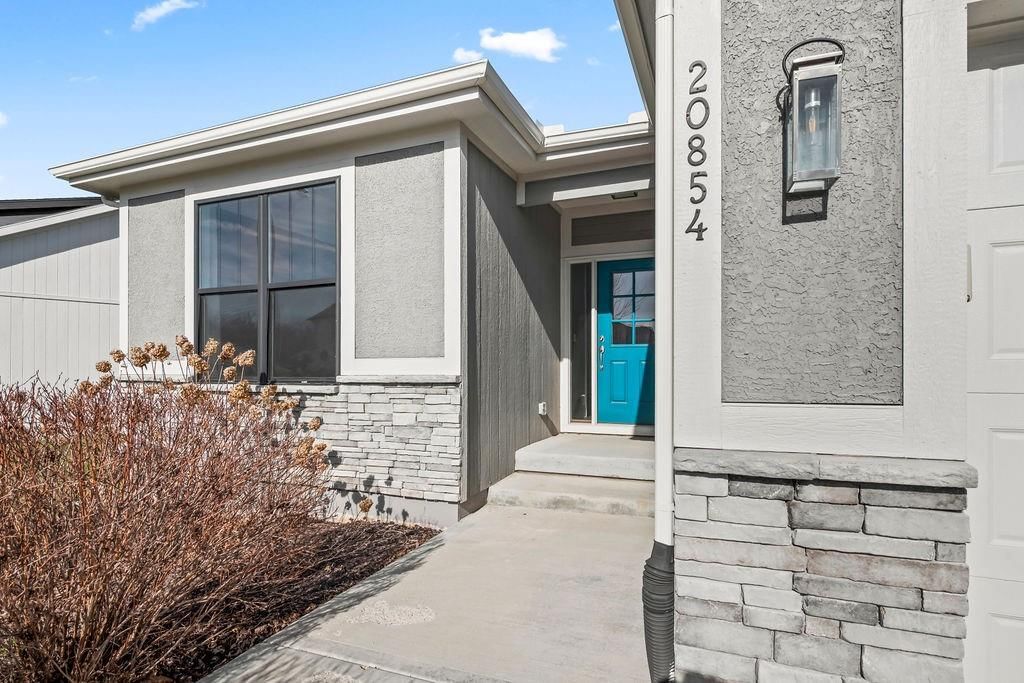 20854 W 190th Place — photo 2