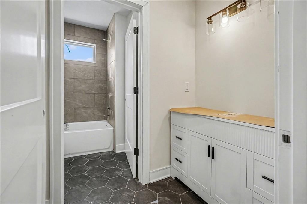 5516 NW Verlin Drive — photo 17