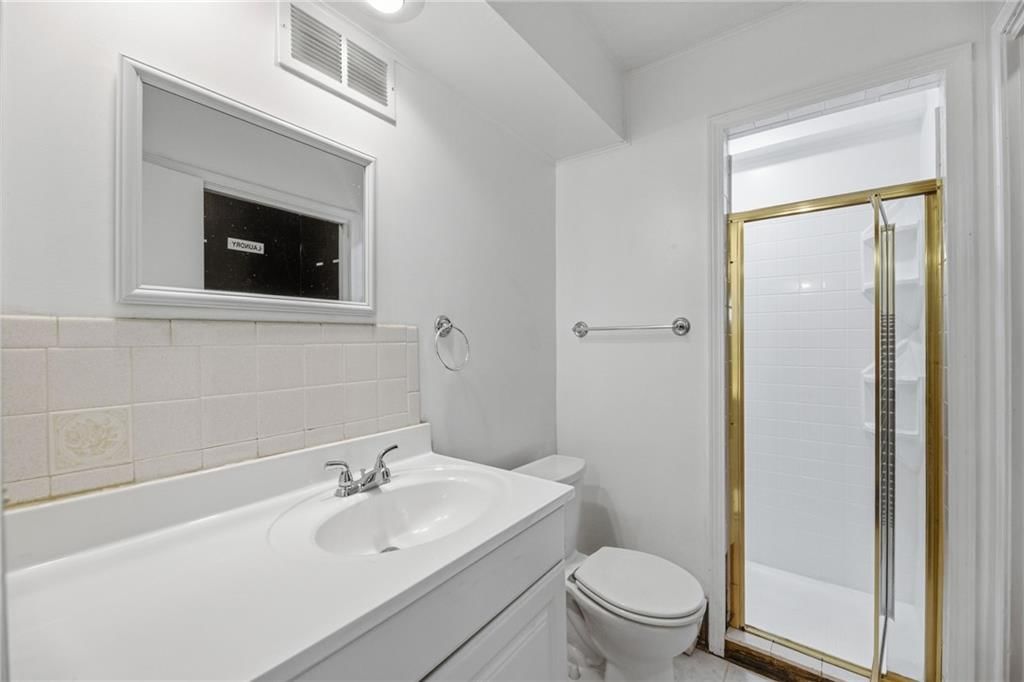 204 Topeka Avenue — photo 26