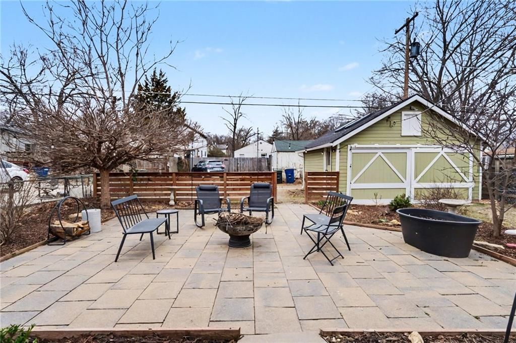 731 Alabama Street — photo 31
