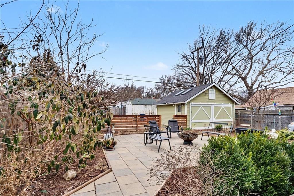 731 Alabama Street — photo 35