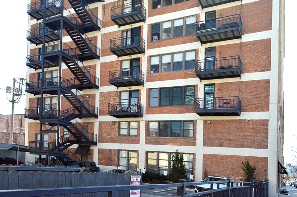 1535 Walnut Street — photo 7