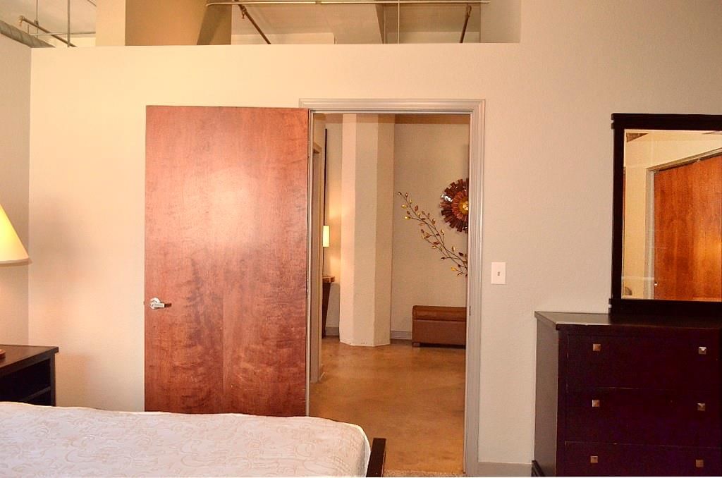 1535 Walnut Street — photo 25