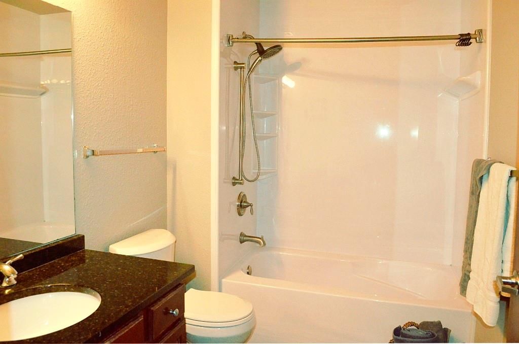 1535 Walnut Street — photo 27