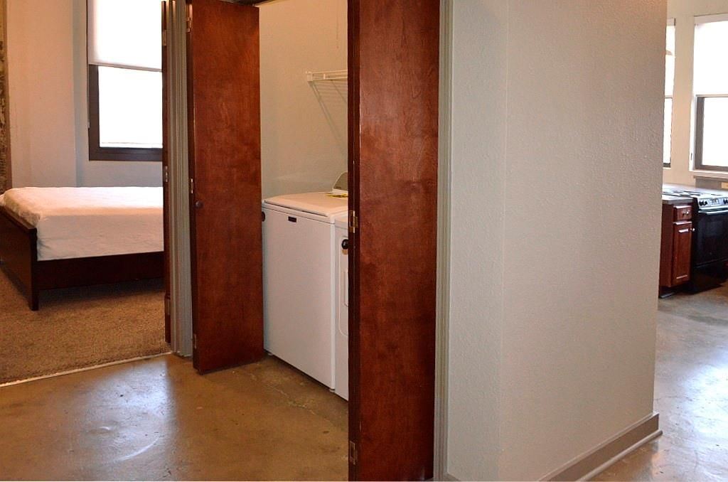 1535 Walnut Street — photo 28