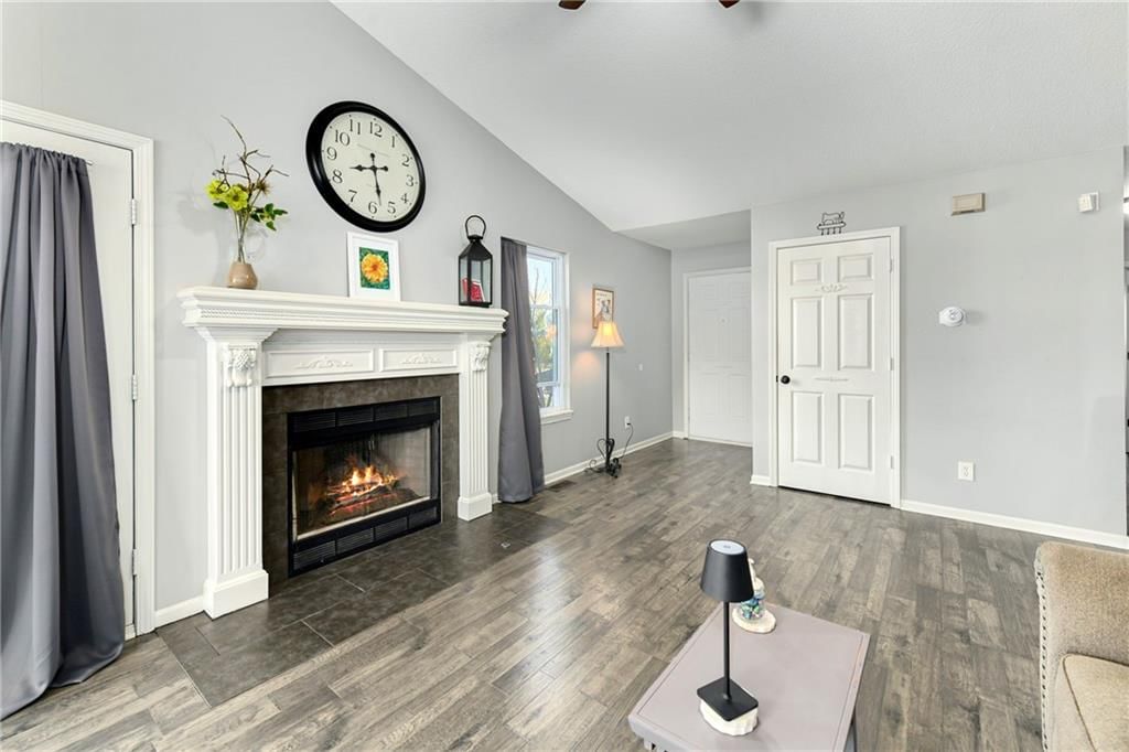 1209 SW Wysteria Drive — photo 8
