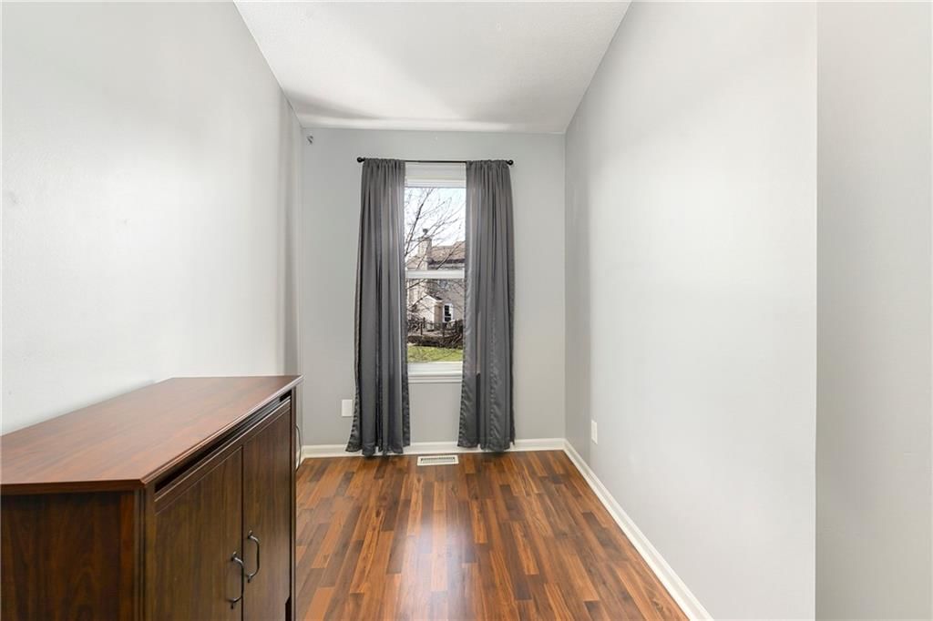 1209 SW Wysteria Drive — photo 25