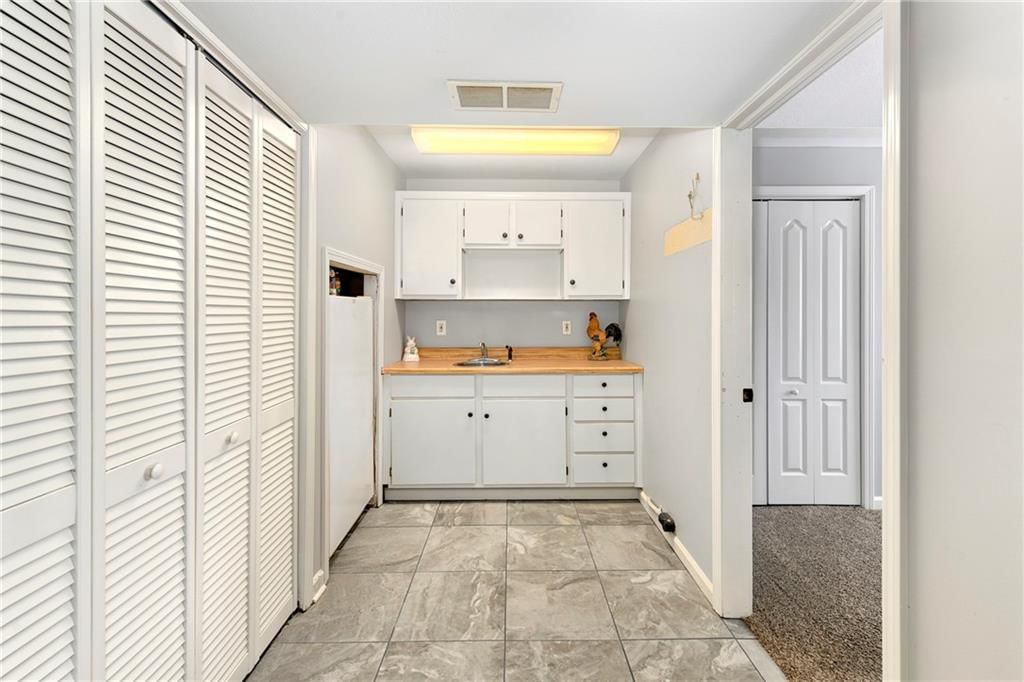 1209 SW Wysteria Drive — photo 33