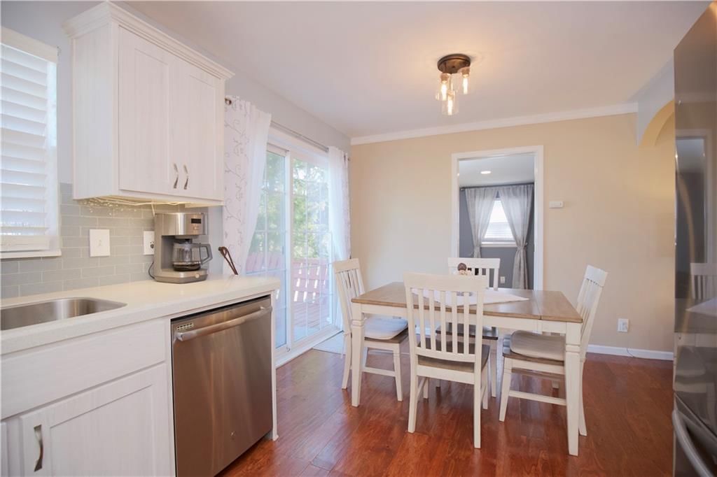 215 E Mary Street — photo 9