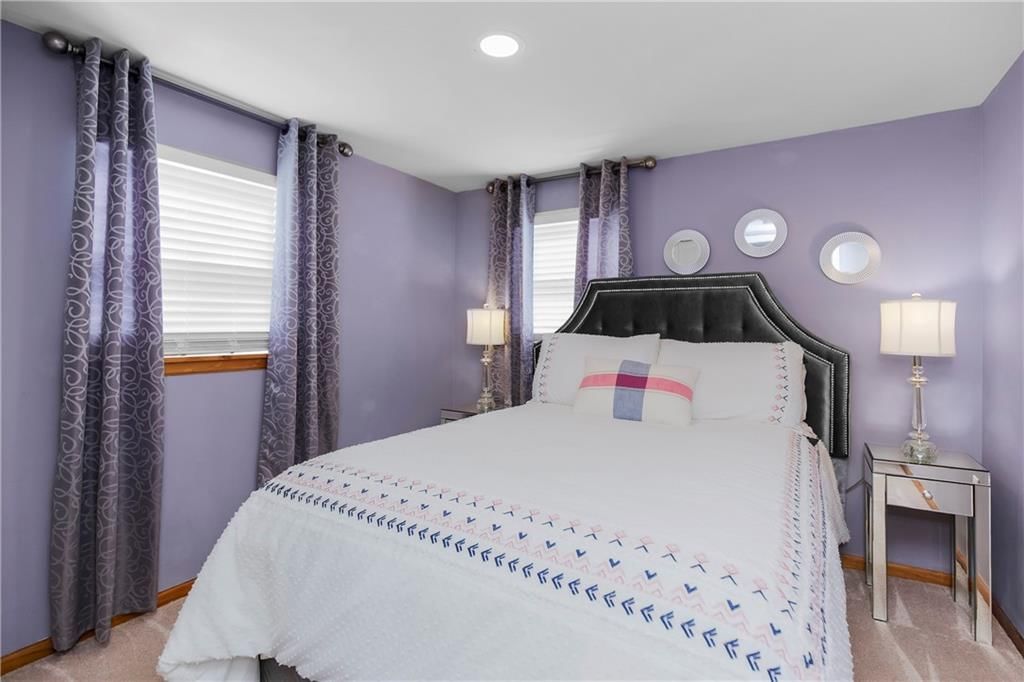 215 E Mary Street — photo 16