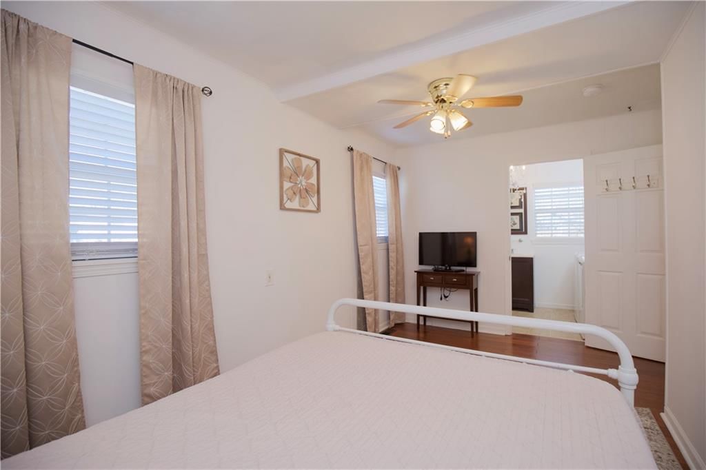215 E Mary Street — photo 19