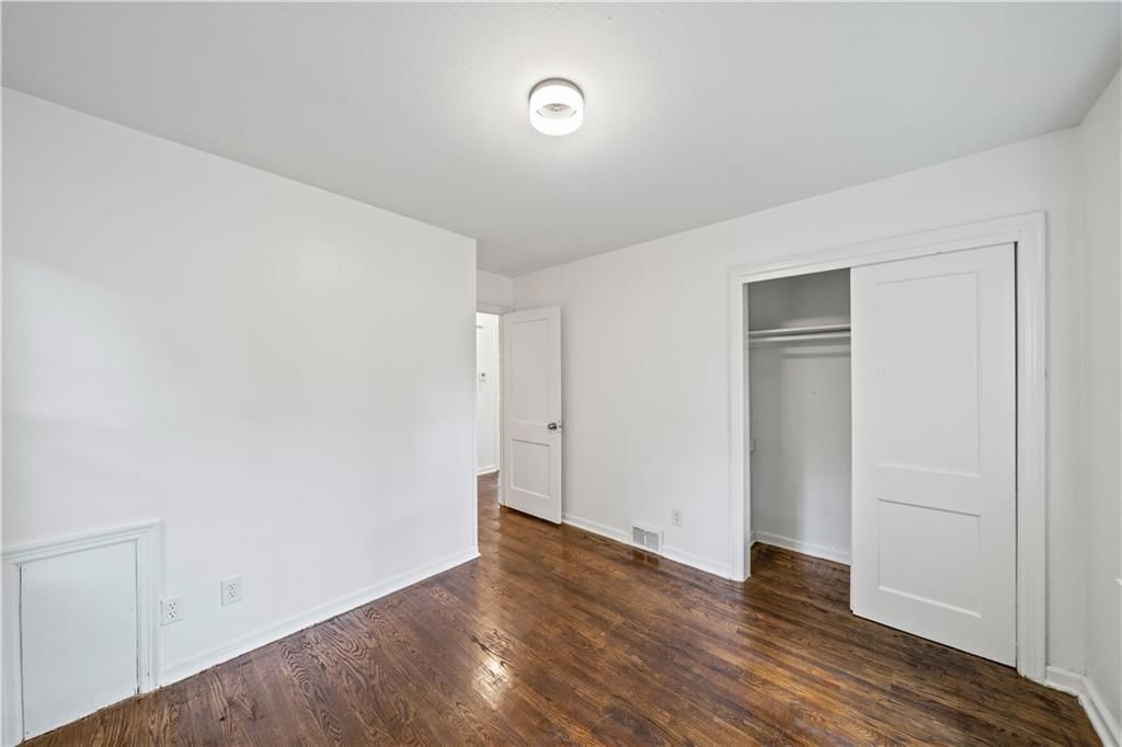 6308 W 81st Street — photo 4