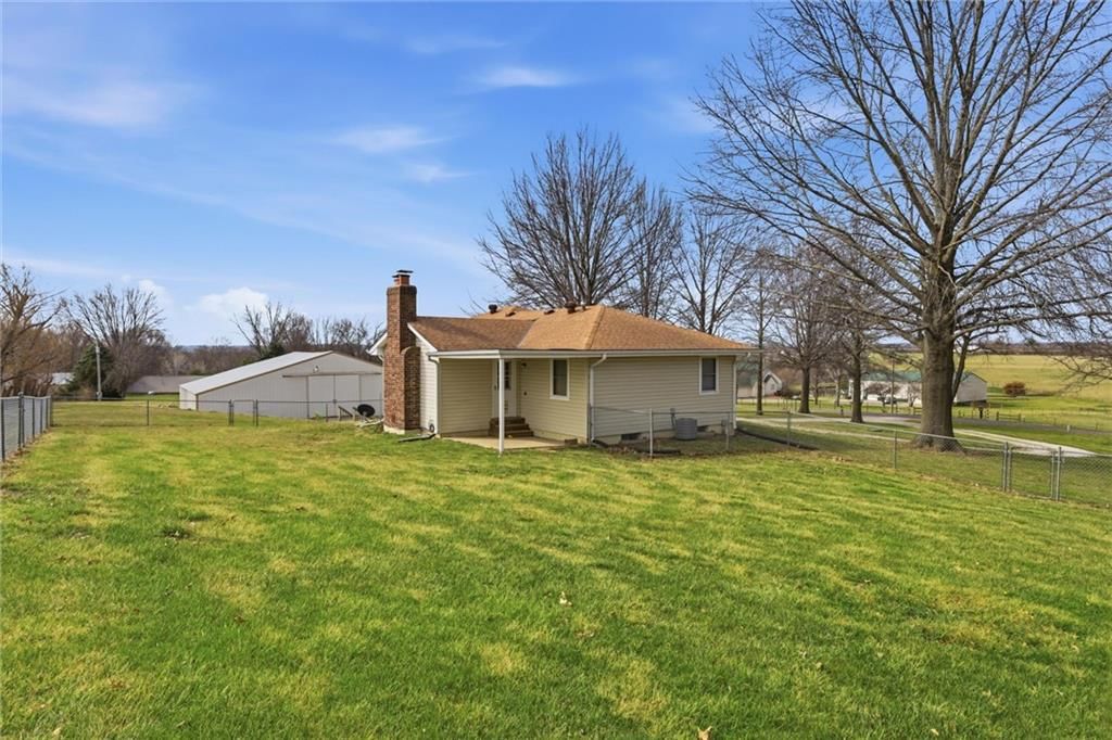 3111 S Fields Road — photo 30