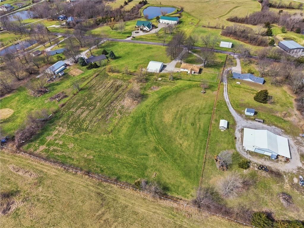 3111 S Fields Road — photo 34